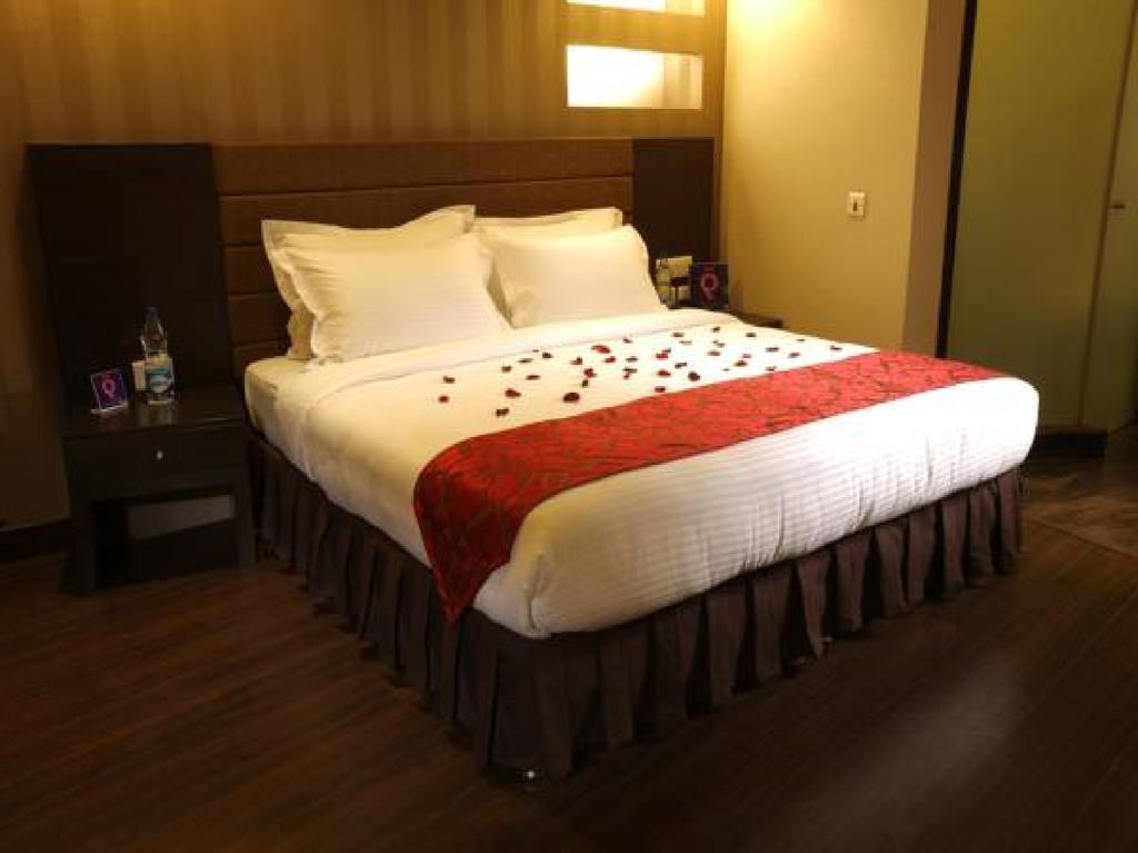 ניו דלהי Five Elements Hotels Delhi- North Avenue מראה חיצוני תמונה