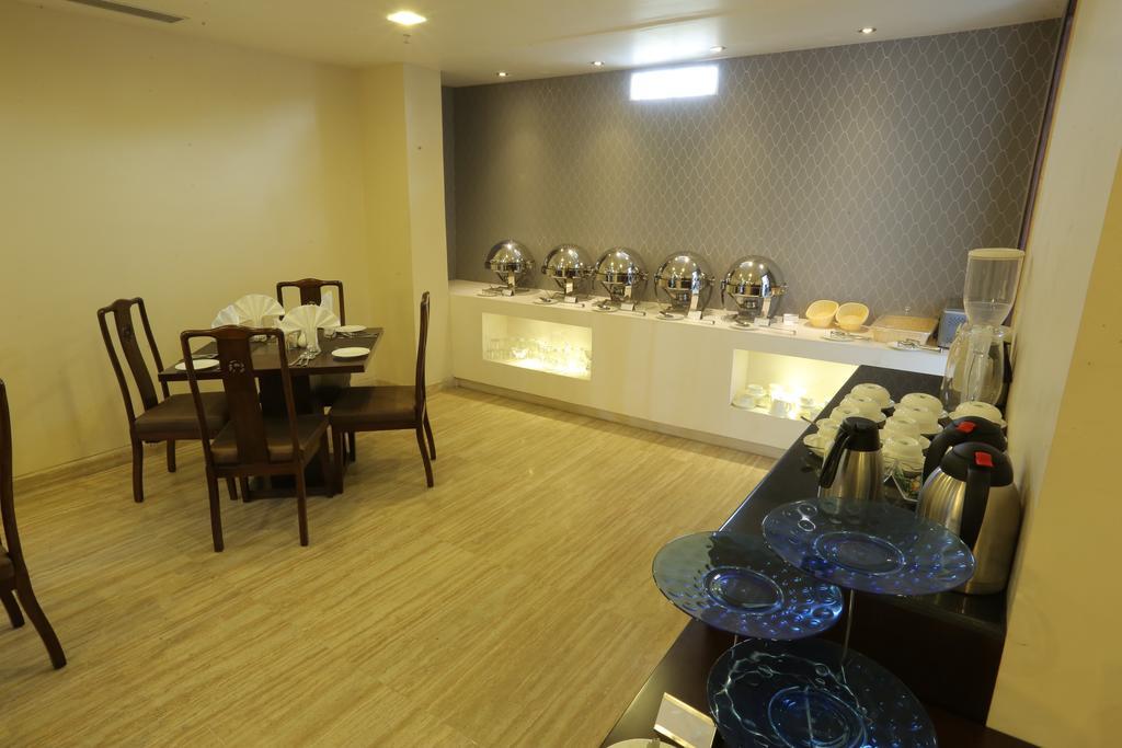 ניו דלהי Five Elements Hotels Delhi- North Avenue מראה חיצוני תמונה