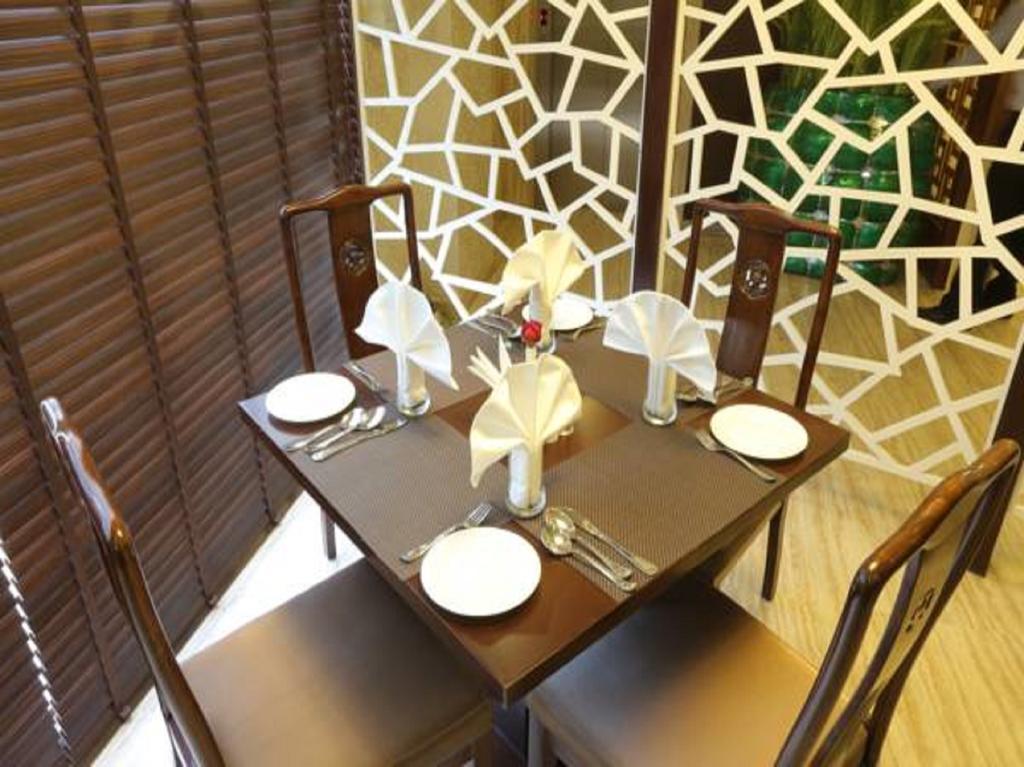 ניו דלהי Five Elements Hotels Delhi- North Avenue מראה חיצוני תמונה