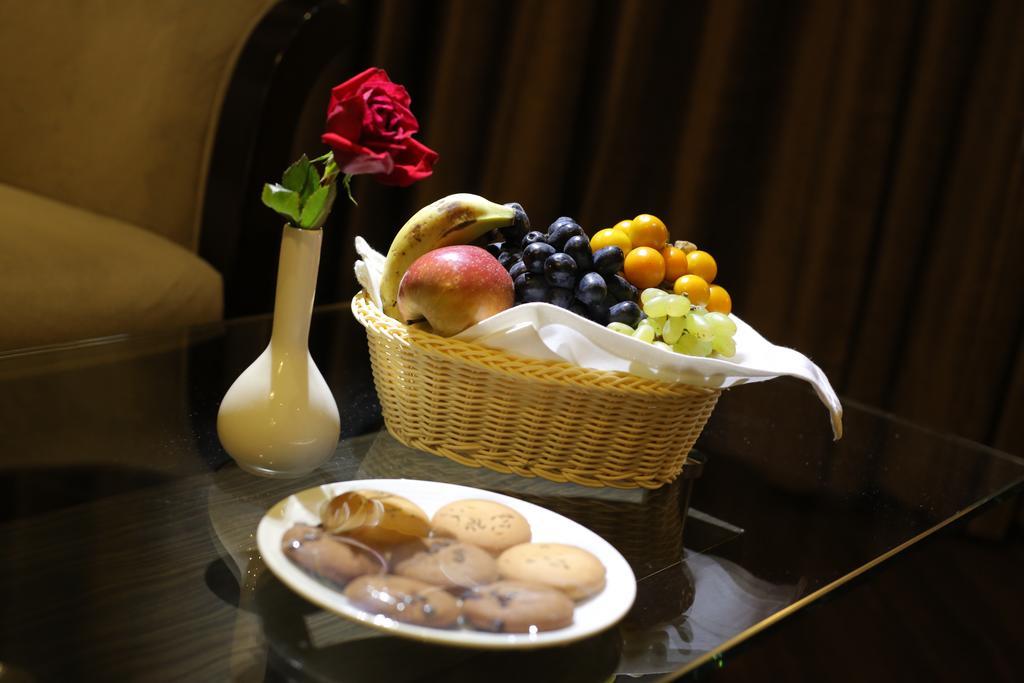 ניו דלהי Five Elements Hotels Delhi- North Avenue מראה חיצוני תמונה