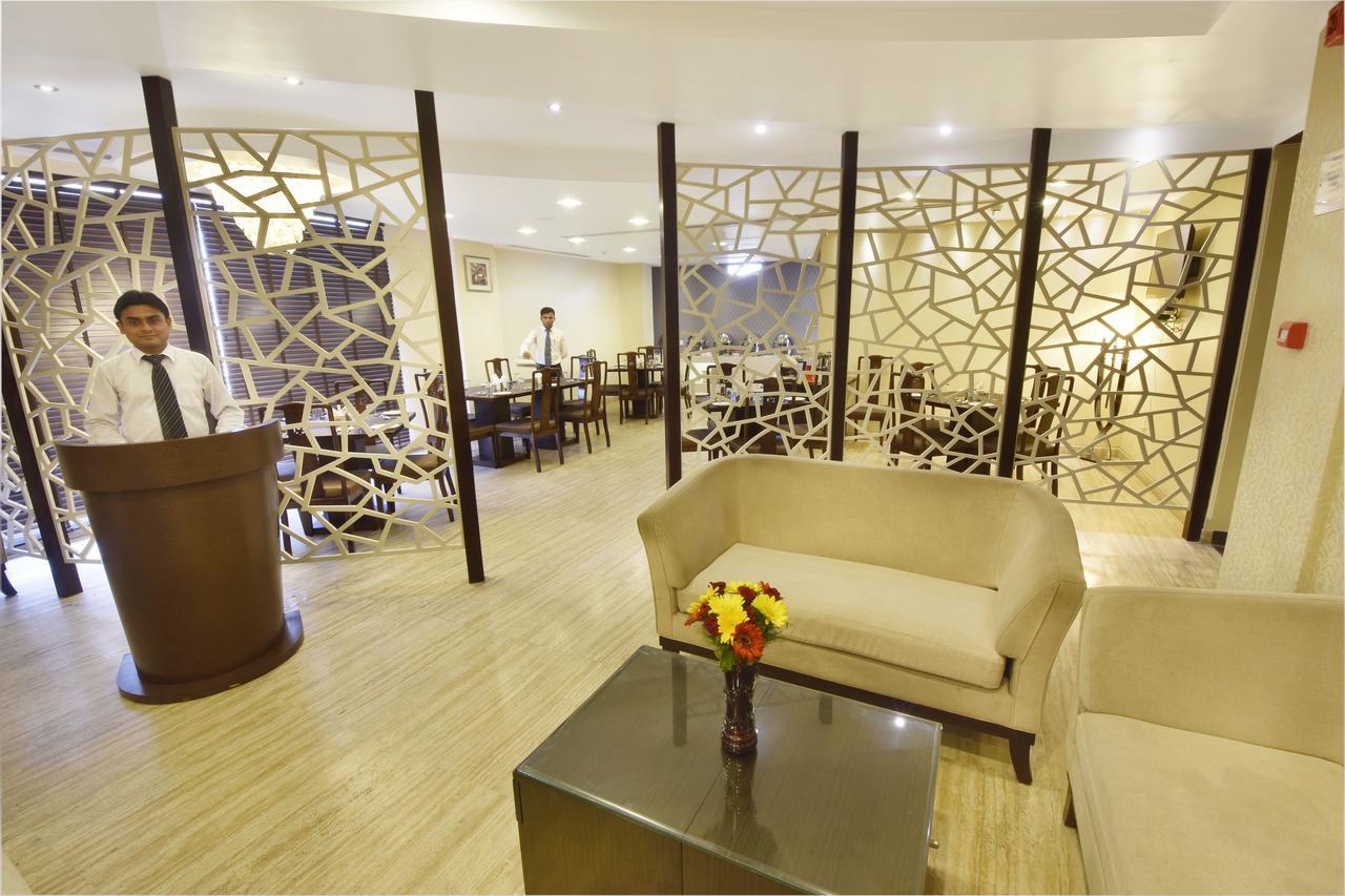 ניו דלהי Five Elements Hotels Delhi- North Avenue מראה חיצוני תמונה