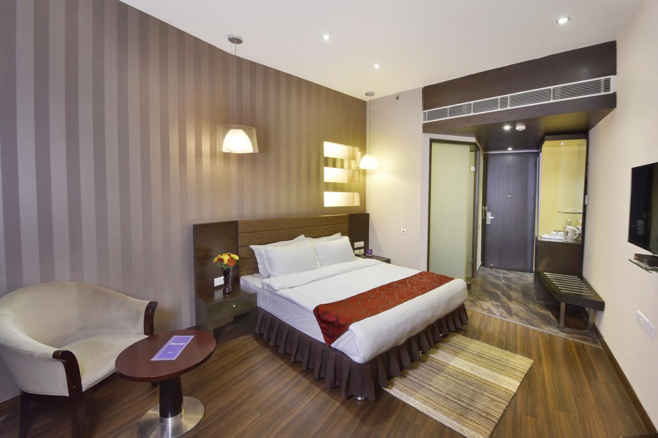 ניו דלהי Five Elements Hotels Delhi- North Avenue מראה חיצוני תמונה